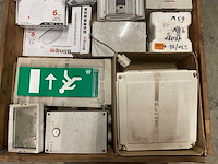 Partij installatiemateriaal - afbeelding 2 van  8