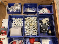 Partij installatiemateriaal - afbeelding 3 van  3