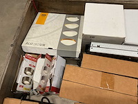 Partij installatiemateriaal - afbeelding 2 van  2