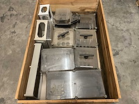 Partij installatiemateriaal - afbeelding 1 van  3