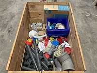 Partij installatiemateriaal - afbeelding 1 van  5
