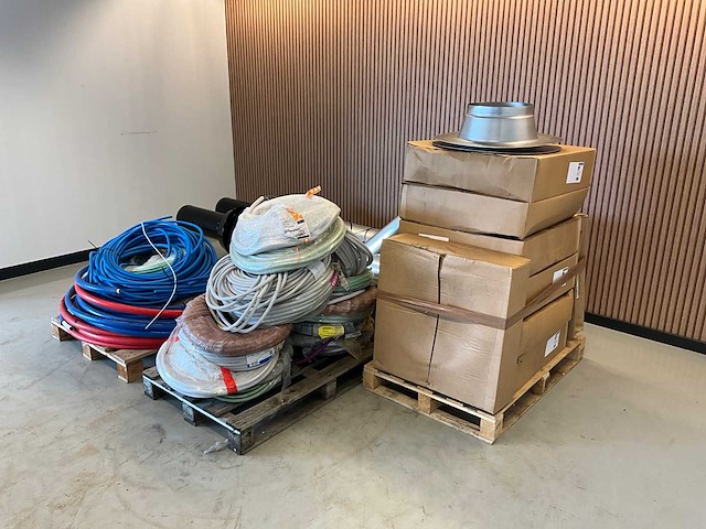 Partij installatiemateriaal - afbeelding 4 van  10