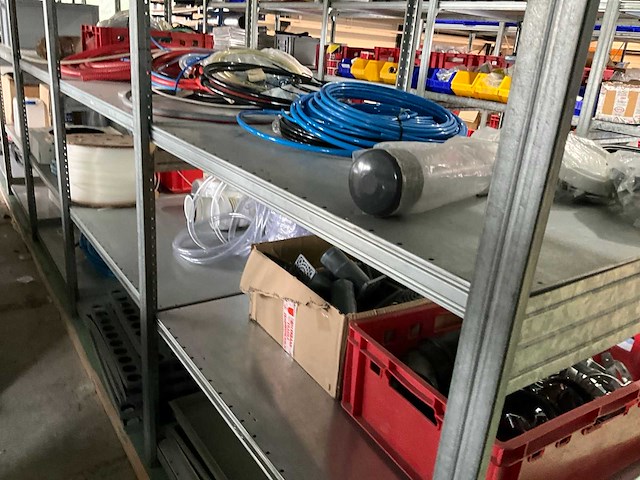 Partij installatiemateriaal - afbeelding 3 van  39