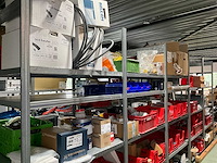 Partij installatiemateriaal - afbeelding 20 van  39