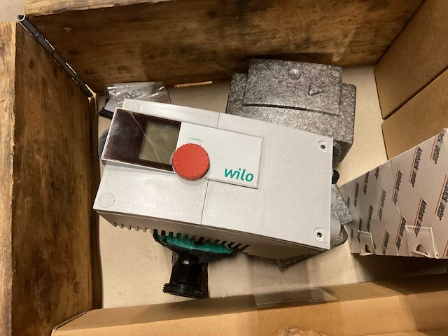 Partij installatiemateriaal - afbeelding 3 van  12