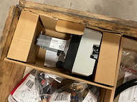 Partij installatiemateriaal - afbeelding 8 van  12