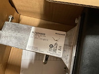 Partij installatiemateriaal - afbeelding 9 van  12