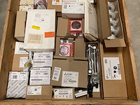 Partij installatiemateriaal - afbeelding 5 van  12