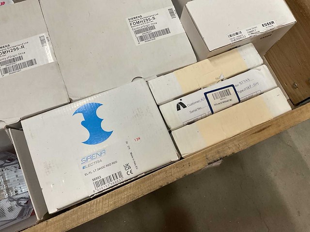Partij installatiemateriaal - afbeelding 5 van  13