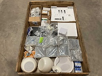 Partij installatiemateriaal - afbeelding 1 van  9