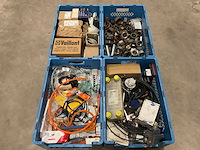 Partij installatiemateriaal - afbeelding 1 van  1
