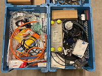 Partij installatiemateriaal - afbeelding 2 van  7