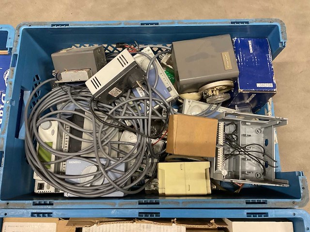 Partij installatiemateriaal - afbeelding 5 van  7