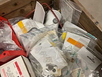 Partij installatiemateriaal - afbeelding 8 van  9
