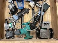 Partij installatiemateriaal - afbeelding 3 van  10