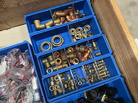 Partij installatiemateriaal - afbeelding 3 van  12