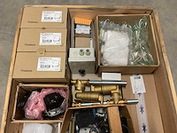 Partij installatiemateriaal - afbeelding 4 van  10