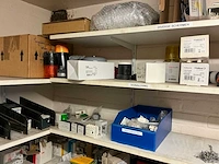 Partij installatiemateriaal - afbeelding 21 van  62