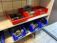 Partij installatiemateriaal - afbeelding 27 van  62