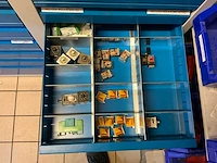 Partij installatiemateriaal - afbeelding 36 van  62