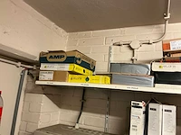 Partij installatiemateriaal - afbeelding 34 van  62