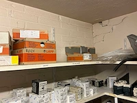 Partij installatiemateriaal - afbeelding 60 van  62