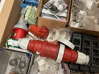 Partij installatiemateriaal - afbeelding 7 van  8