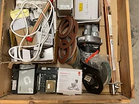 Partij installatiemateriaal - afbeelding 3 van  10