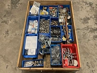 Partij installatiemateriaal