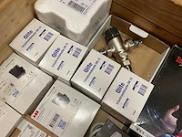 Partij installatiemateriaal - afbeelding 9 van  11