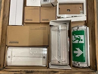 Partij installatiemateriaal - afbeelding 2 van  6