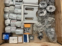 Partij installatiemateriaal - afbeelding 2 van  7