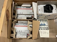 Partij installatiemateriaal - afbeelding 4 van  7