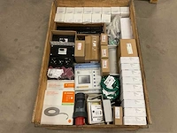 Partij installatiemateriaal
