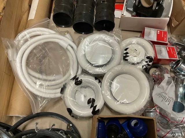 Partij installatiemateriaal - afbeelding 7 van  8