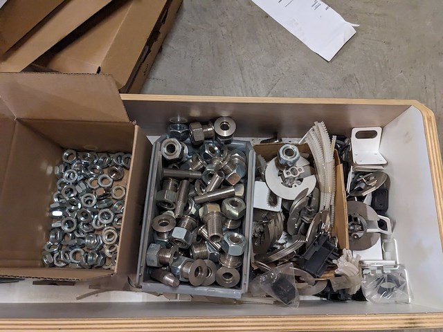 Partij installatiemateriaal - afbeelding 5 van  20