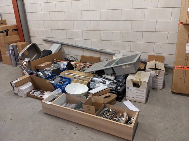 Partij installatiemateriaal - afbeelding 12 van  20