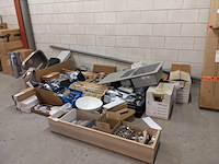 Partij installatiemateriaal - afbeelding 12 van  20