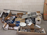 Partij installatiemateriaal - afbeelding 14 van  20