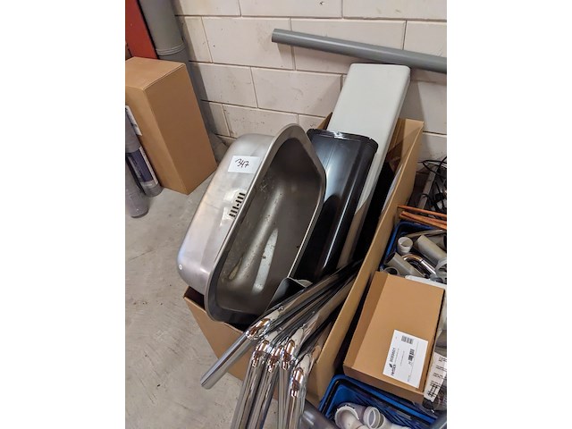 Partij installatiemateriaal - afbeelding 16 van  20