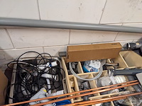 Partij installatiemateriaal - afbeelding 18 van  20