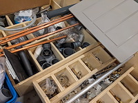 Partij installatiemateriaal - afbeelding 20 van  20