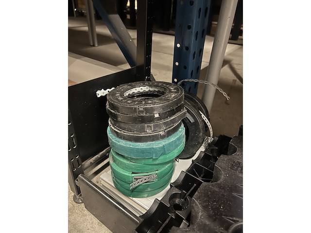 Partij installatiemateriaal - afbeelding 5 van  10