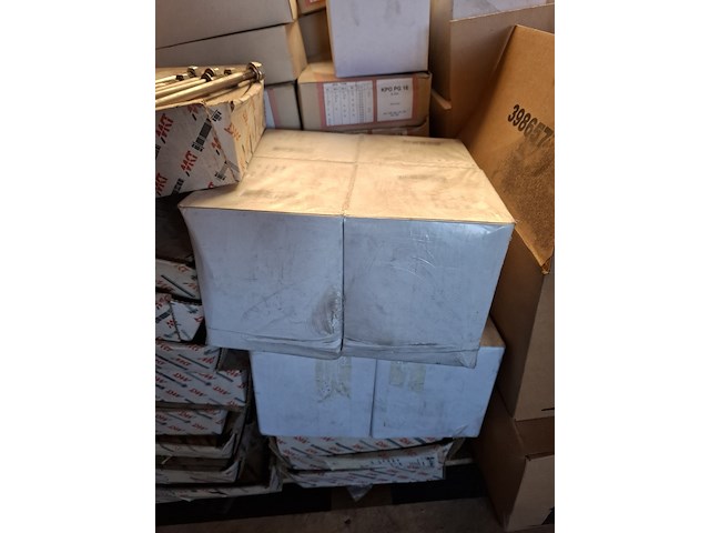 Partij installatiemateriaal - afbeelding 6 van  15