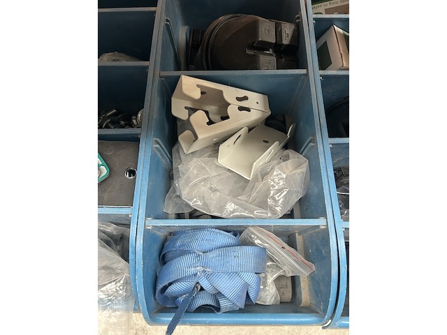 Partij installatiemateriaal - afbeelding 4 van  6