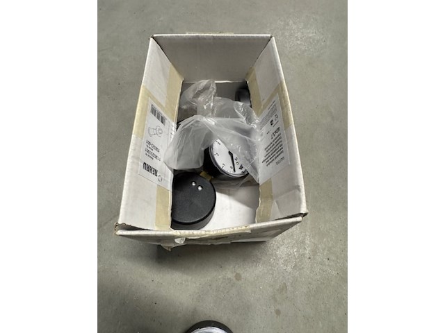 Partij installatiemateriaal - afbeelding 9 van  9