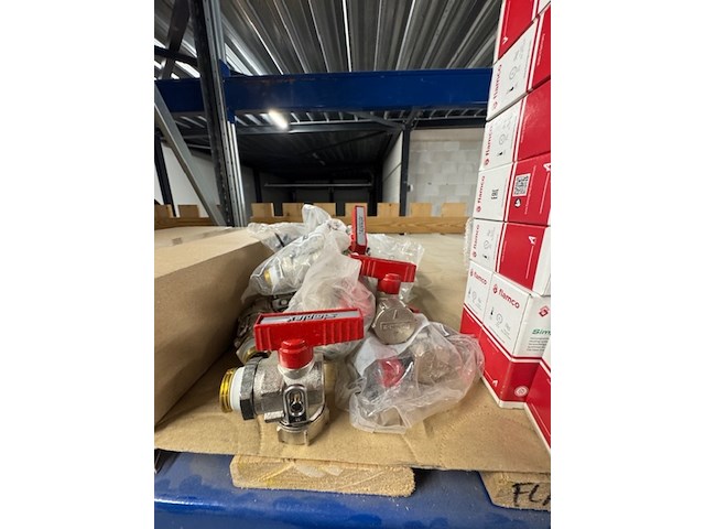 Partij installatiemateriaal - afbeelding 7 van  12