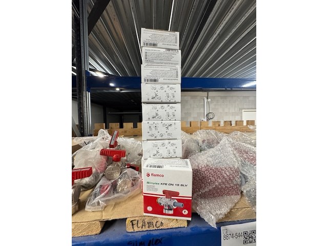 Partij installatiemateriaal - afbeelding 8 van  12