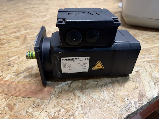 Partij installatiemateriaal - afbeelding 2 van  5