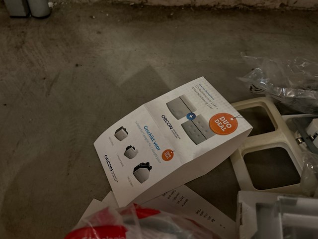 Partij installatiemateriaal - afbeelding 7 van  7